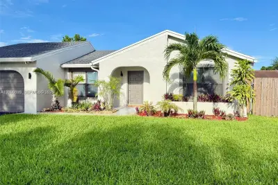 5259 SW 117th Ave, Cooper City: photo 1 of 15