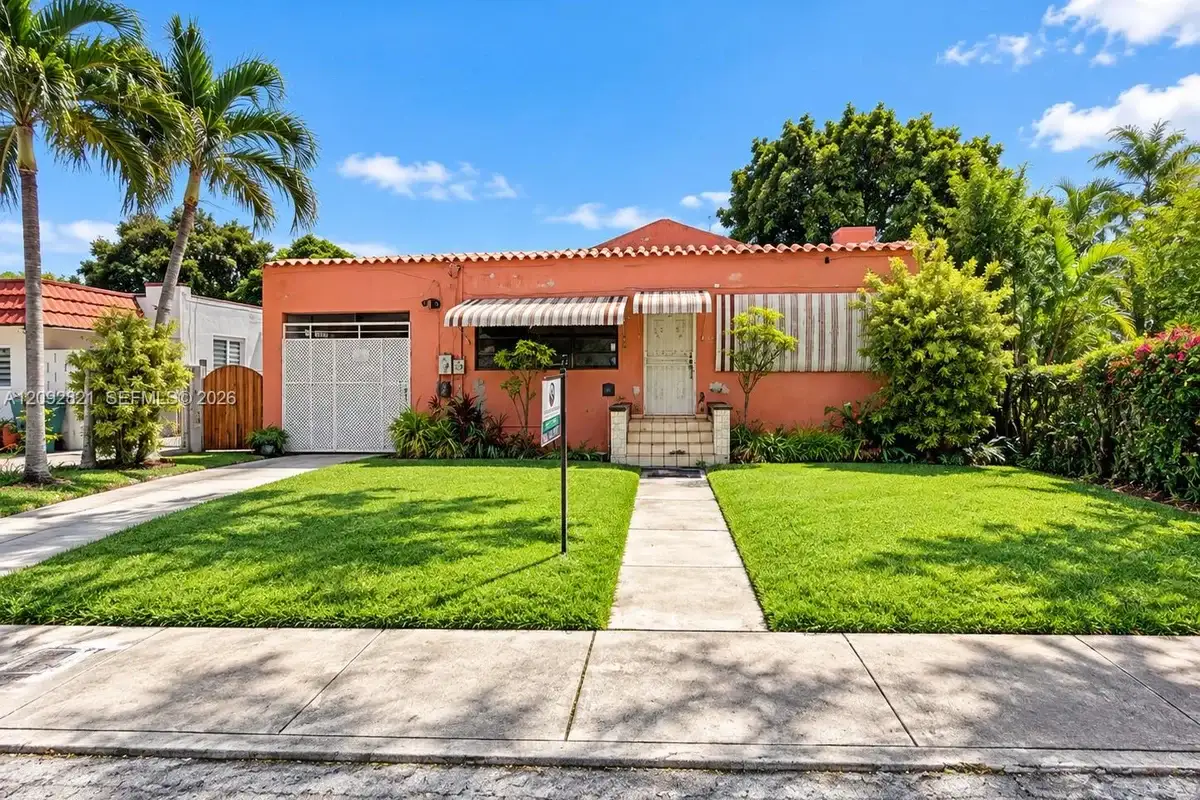 1768 NW 6th St, Miami: photo 1 of 1