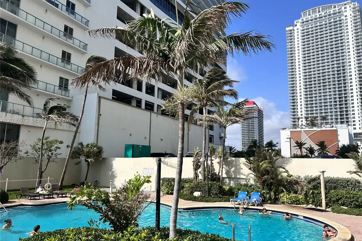 4001 S Ocean Dr #4G, Hollywood: photo 1 of 28