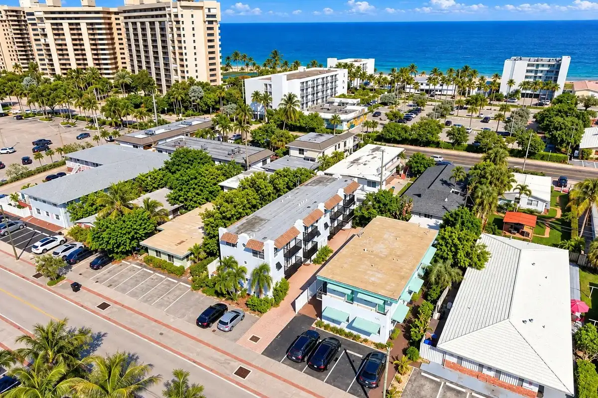 4640 Bougainvilla Dr #3, Lauderdale-by-the-Sea: photo 1 of 1