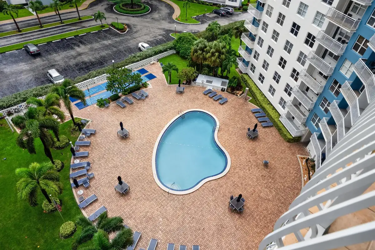 301 N Ocean Blvd #1006, Pompano Beach: photo 1 of 46