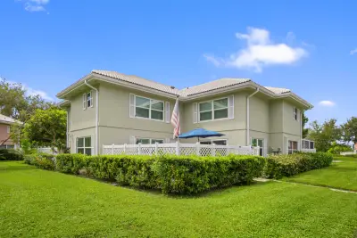 1918 Stratford Way #32B, West Palm Beach: photo 1 of 37