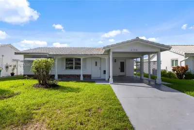 8300 NW 59th St, Tamarac: photo 1 of 38