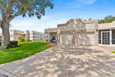 18801 Haywood Ter #8, Boca Raton: photo 1 of 35