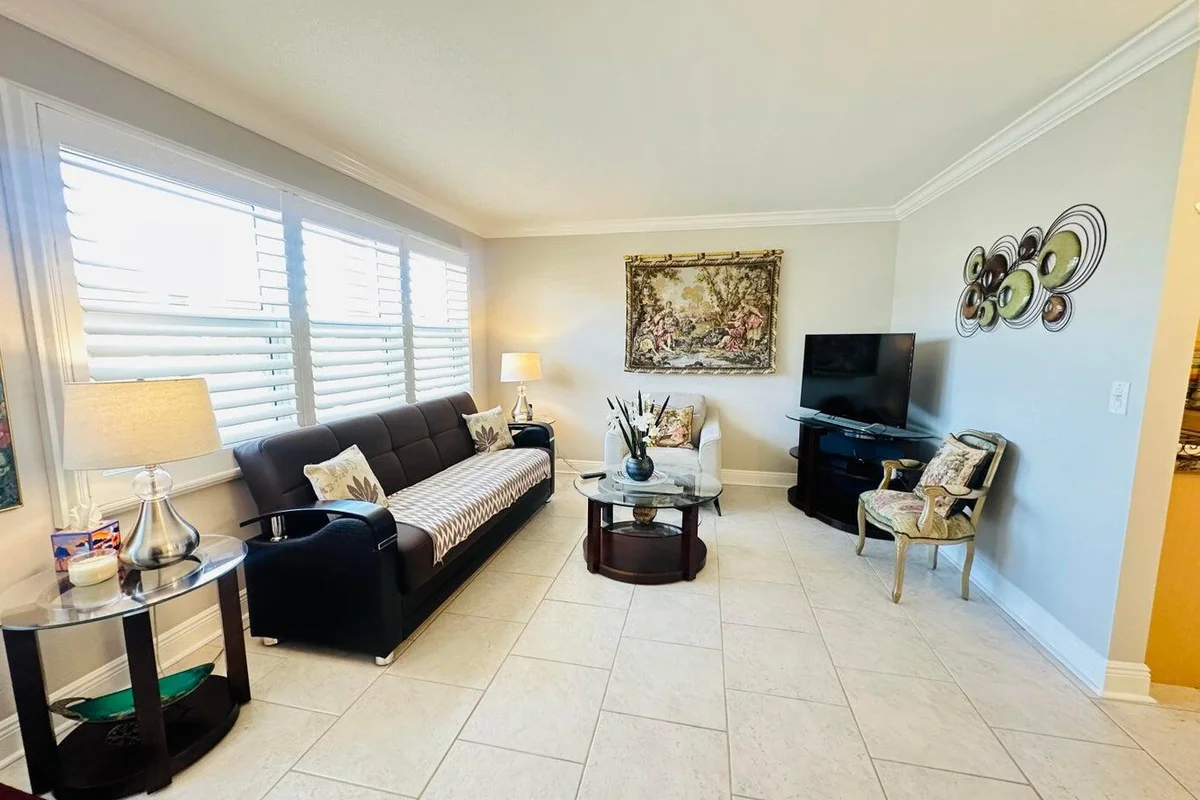 310 Grantham A, Deerfield Beach: photo 1 of 36