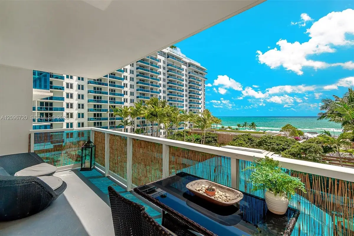 2301 Collins Ave #625, Miami Beach: photo 1 of 25