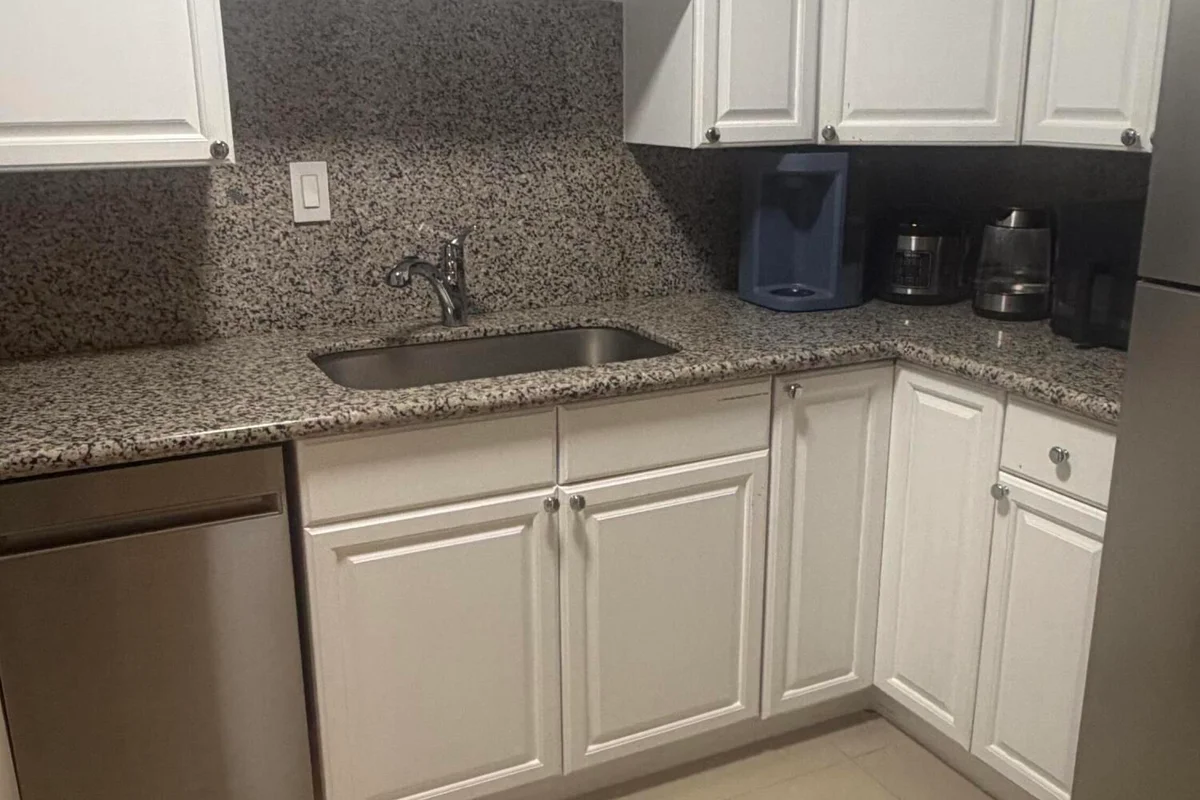 340 NW 19th St #209, Boca Raton: photo 1 of 9