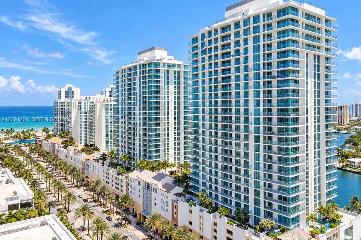 330 Sunny Isles Blvd #5-1801, Sunny Isles Beach: photo 1 of 1
