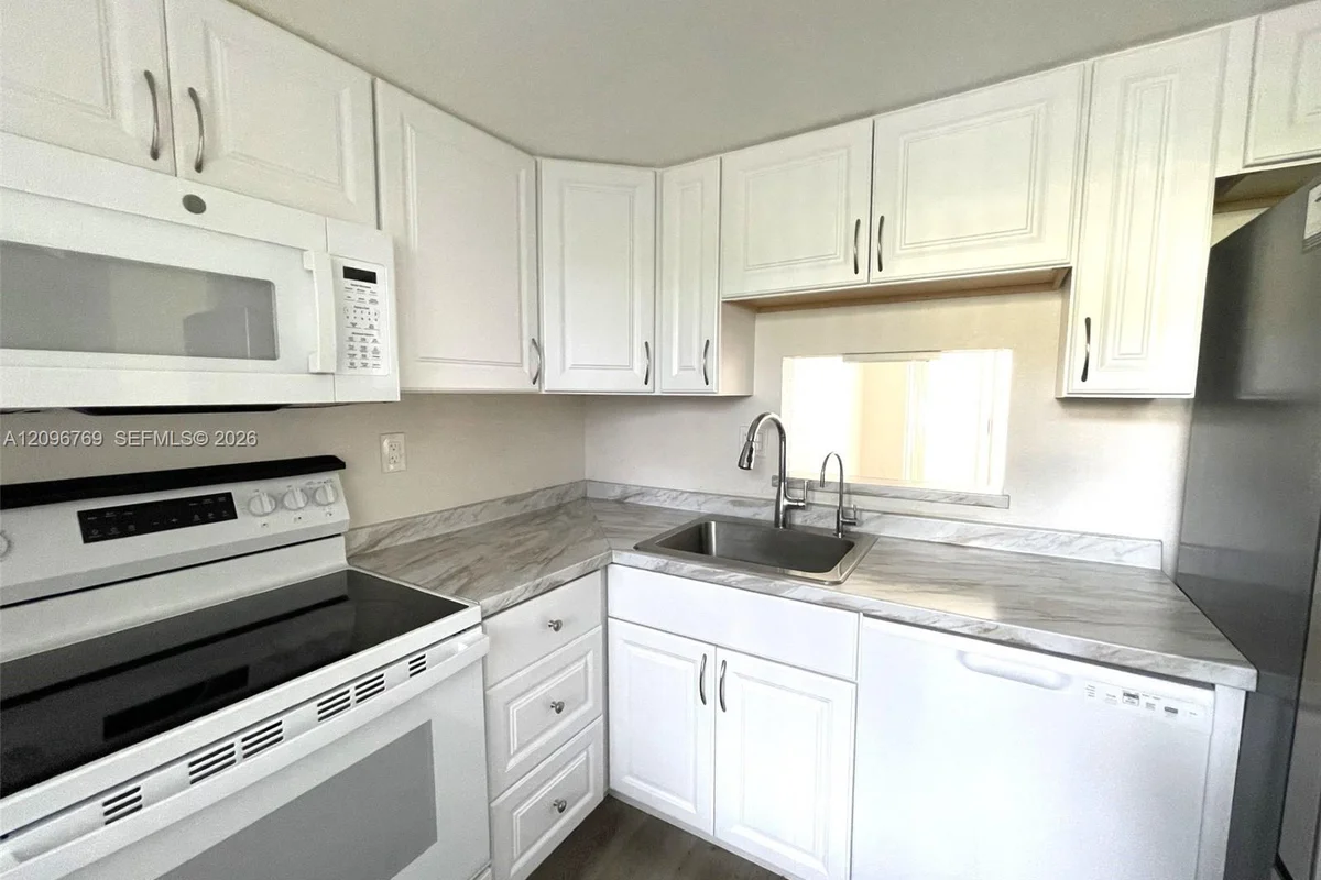3099 NW 48th Ave #157, Lauderdale Lakes: photo 1 of 16