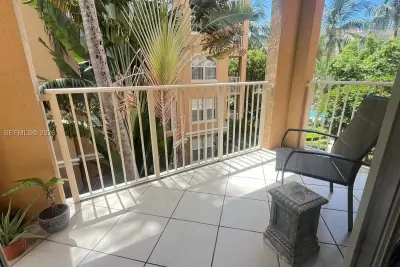 19801 E Country Club Dr #4302, Aventura: photo 1 of 20