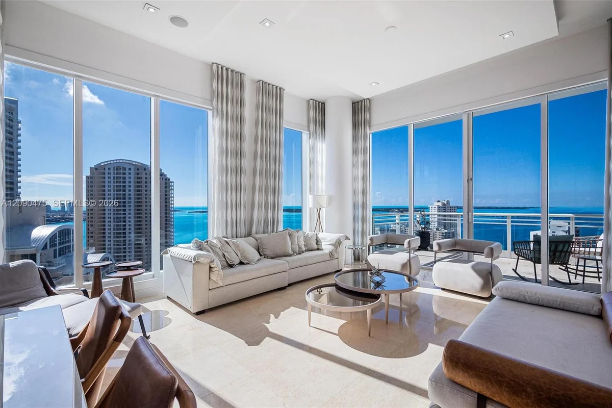 900 Brickell Key Blvd #2504, Miami: photo 1 of 34