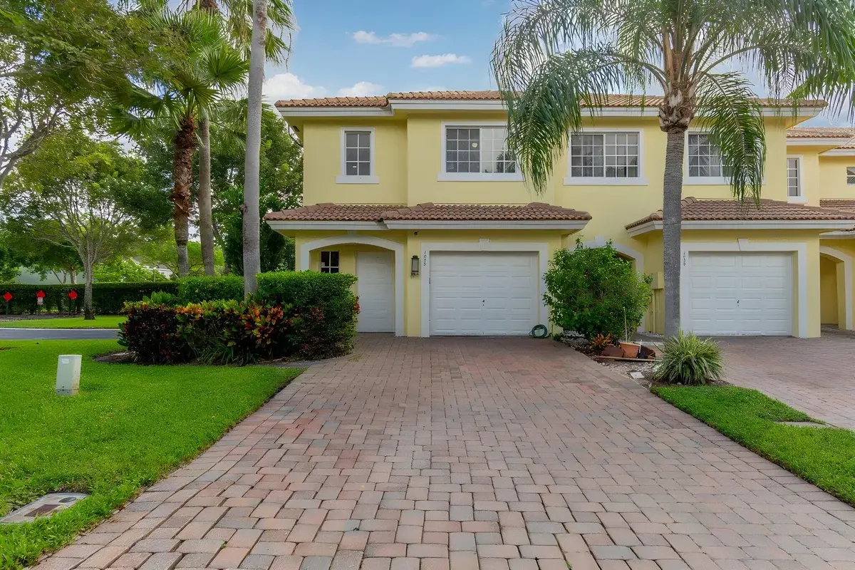 1035 Imperial Lake Rd, Greenacres: photo 1 of 51