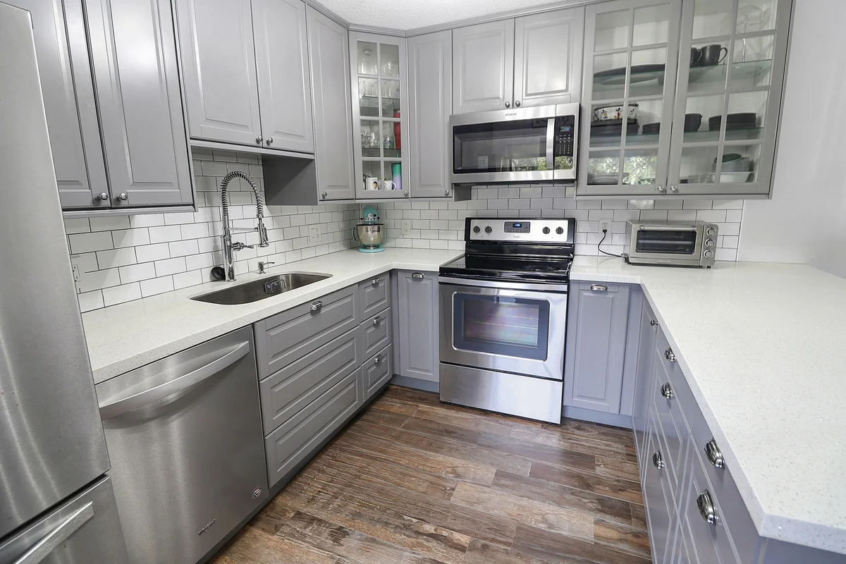 9901 NW 6th Pl, Plantation: photo 1 of 28