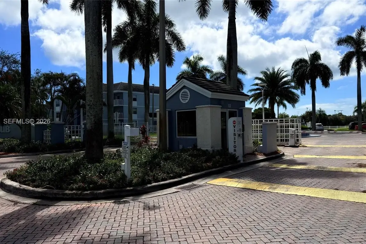 8560 SW 212th St #203, Cutler Bay: photo 1 of 19