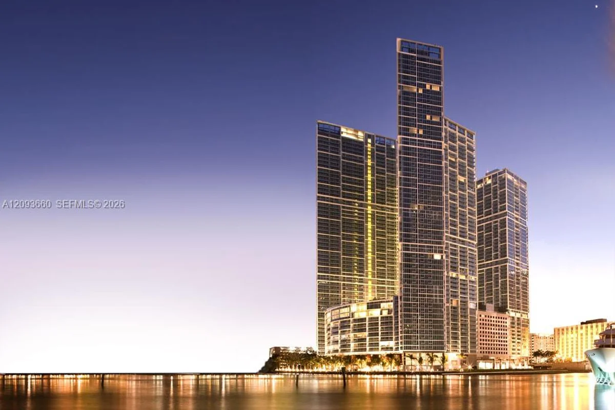 485 Brickell Ave #3303, Miami: photo 1 of 19