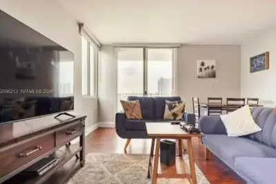 800 N Miami Ave #E-1009, Miami: photo 1 of 13