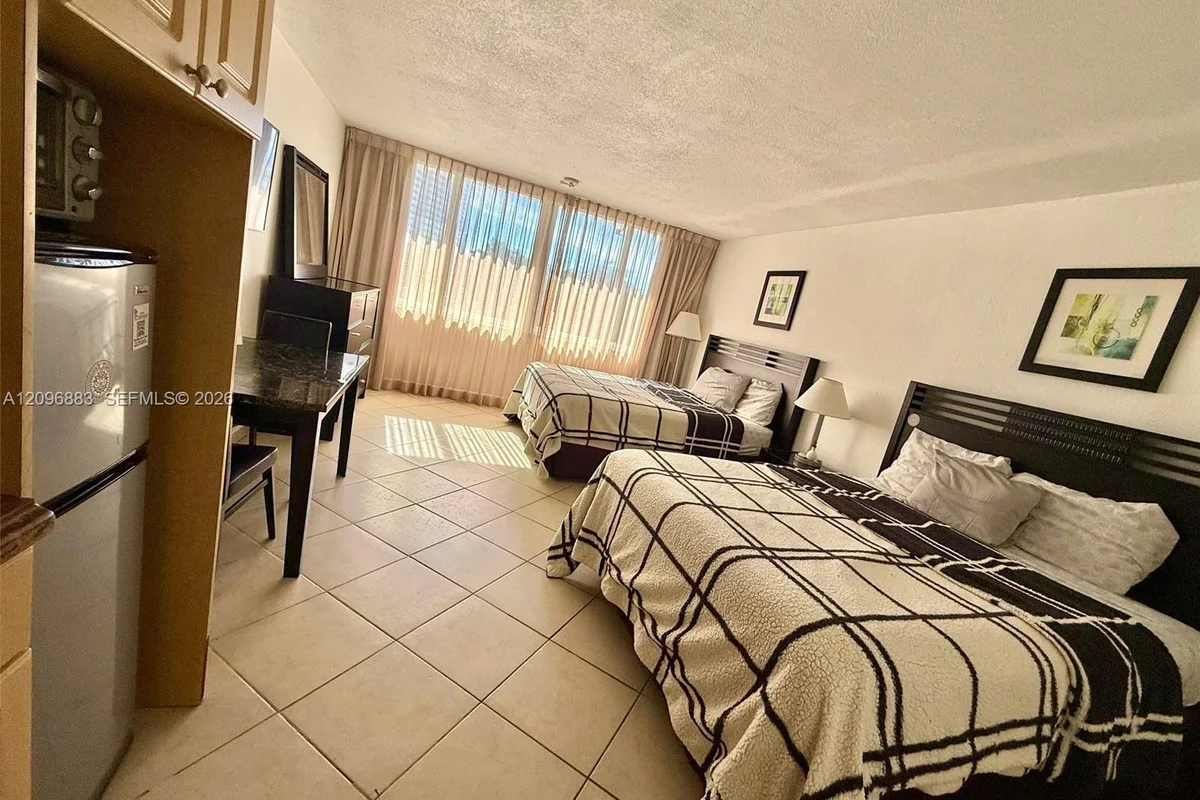 19201 Collins Ave #241, Sunny Isles Beach: photo 1 of 19