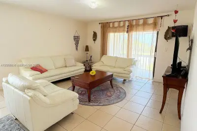13781 SW 66th St #221B, Miami: photo 1 of 16