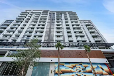 1611 SW 2nd Ave #216, Miami: photo 1 of 33