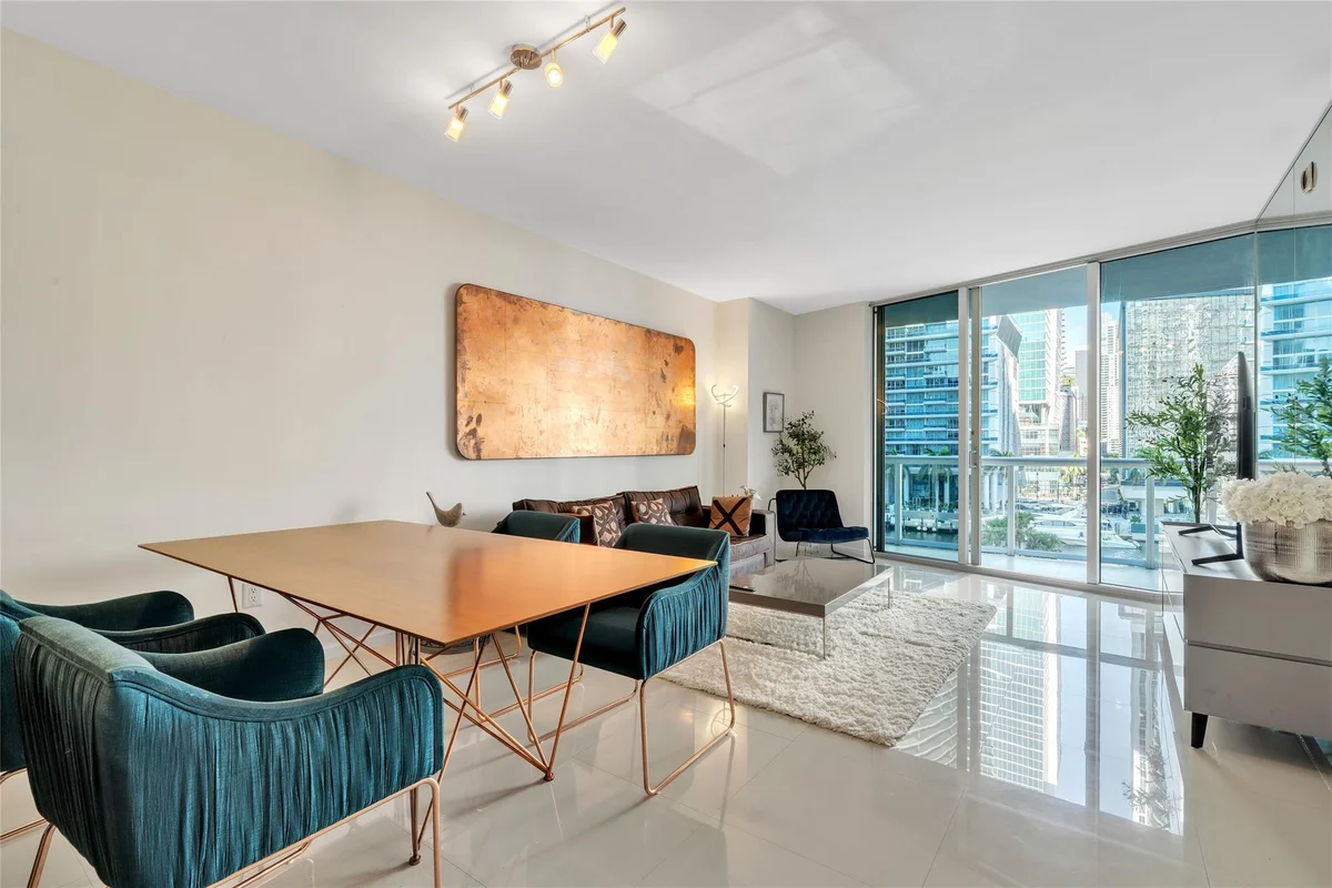 475 Brickell Ave #512, Miami: photo 1 of 36