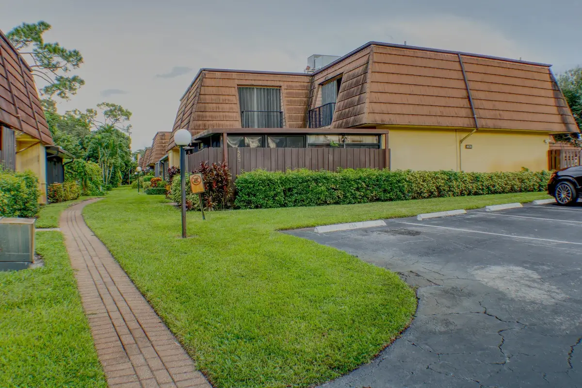 4171 Turnberry Cir #1203, Lake Worth: photo 1 of 29