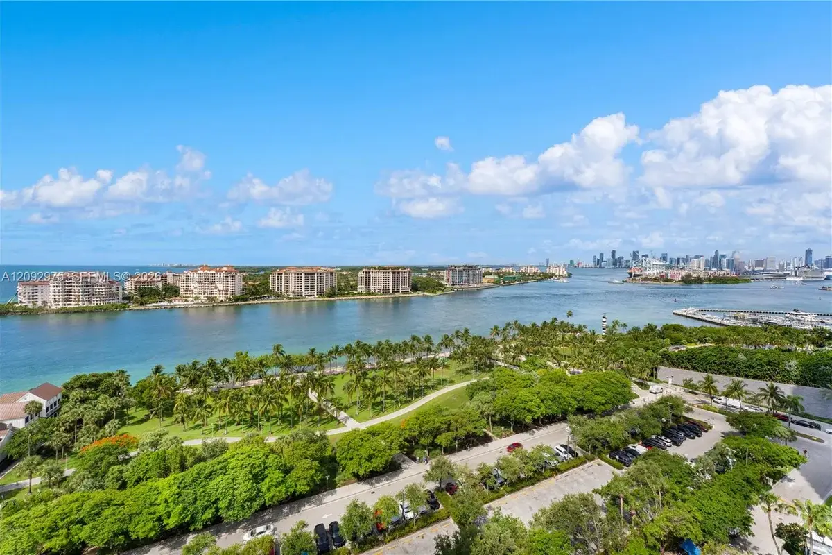 400 S Pointe Dr #1805, Miami Beach: photo 1 of 28