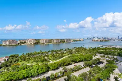 400 S Pointe Dr #1805, Miami Beach: photo 1 of 28