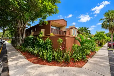 7103 SW 115th Pl #B26, Miami: photo 1 of 48