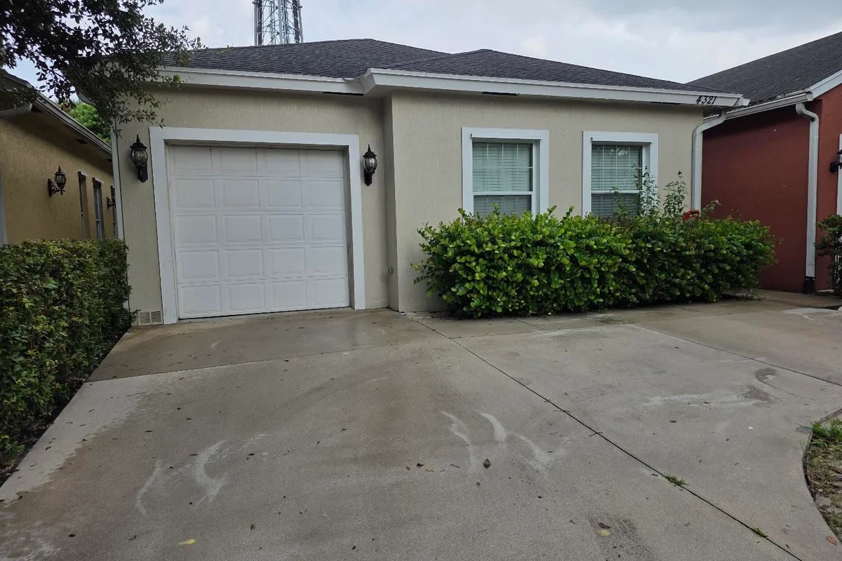 4321 Coquina Winds Way, Lake Worth: photo 1 of 50