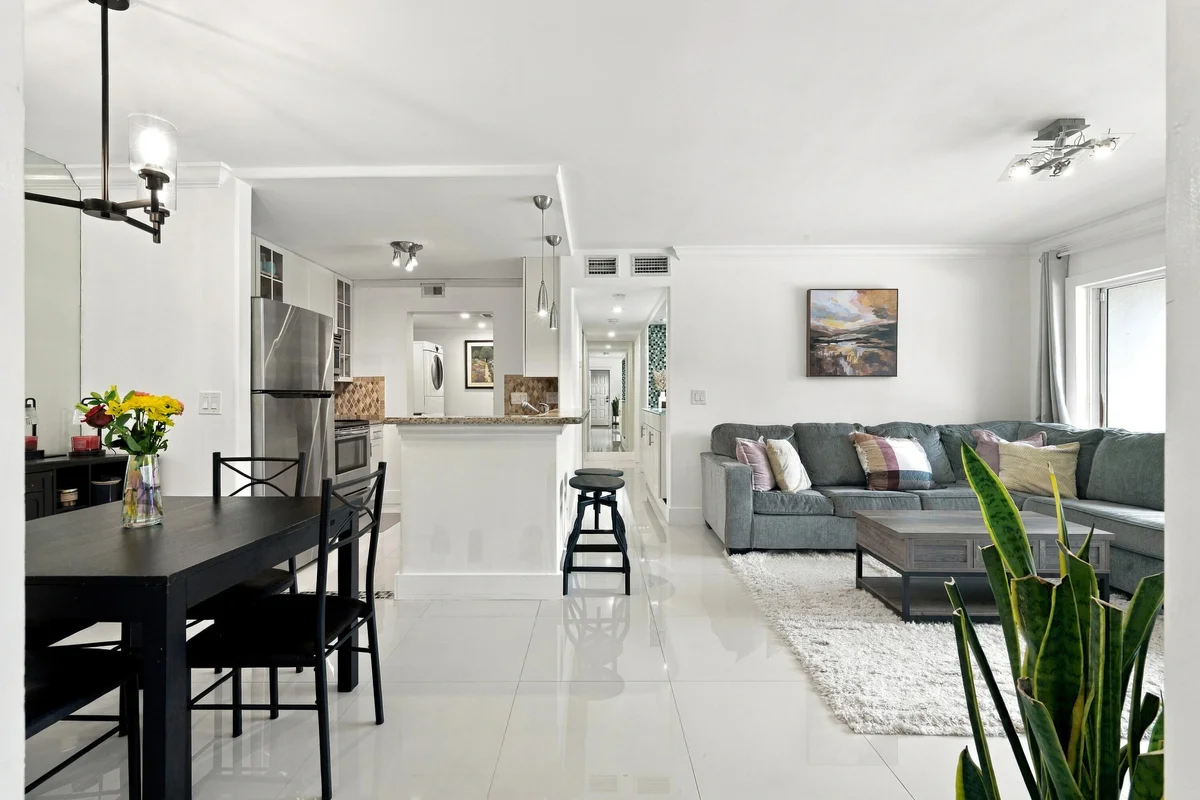 13771 Oneida Dr #D2, Delray Beach: photo 1 of 28