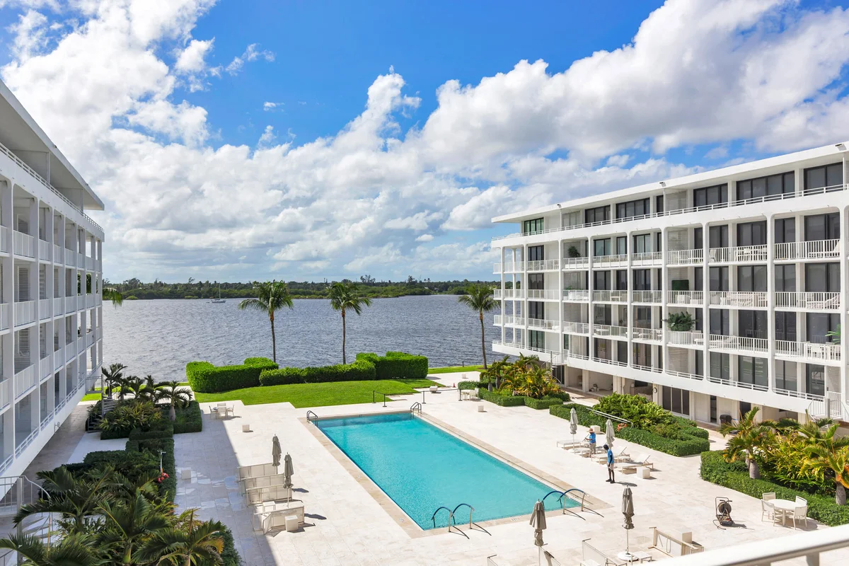 2784 S Ocean Blvd #301E, Palm Beach: photo 1 of 39