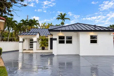 12541 SW 95th Ter, Miami: photo 1 of 27