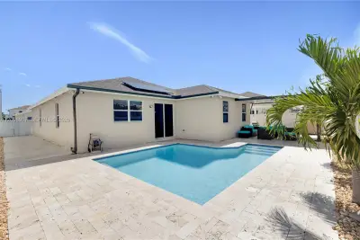 27526 SW 133rd Pl, Homestead: photo 1 of 80