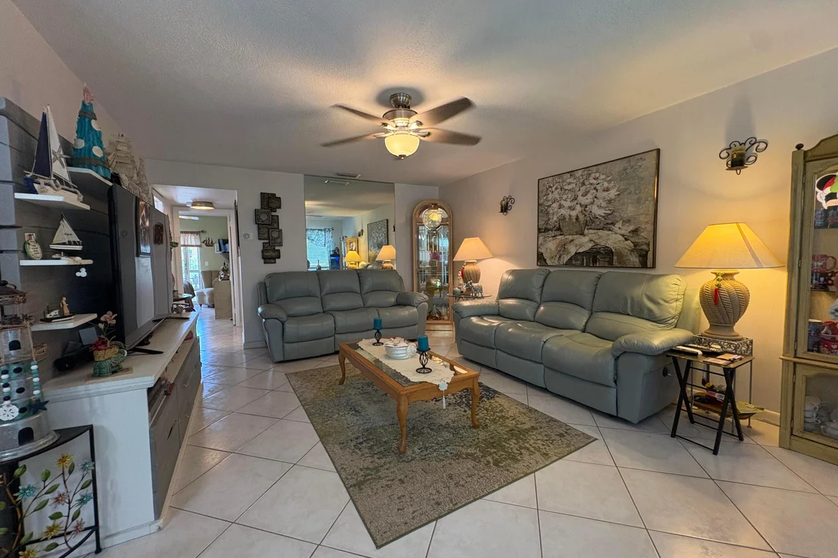 175 Bedford G, West Palm Beach: photo 1 of 35