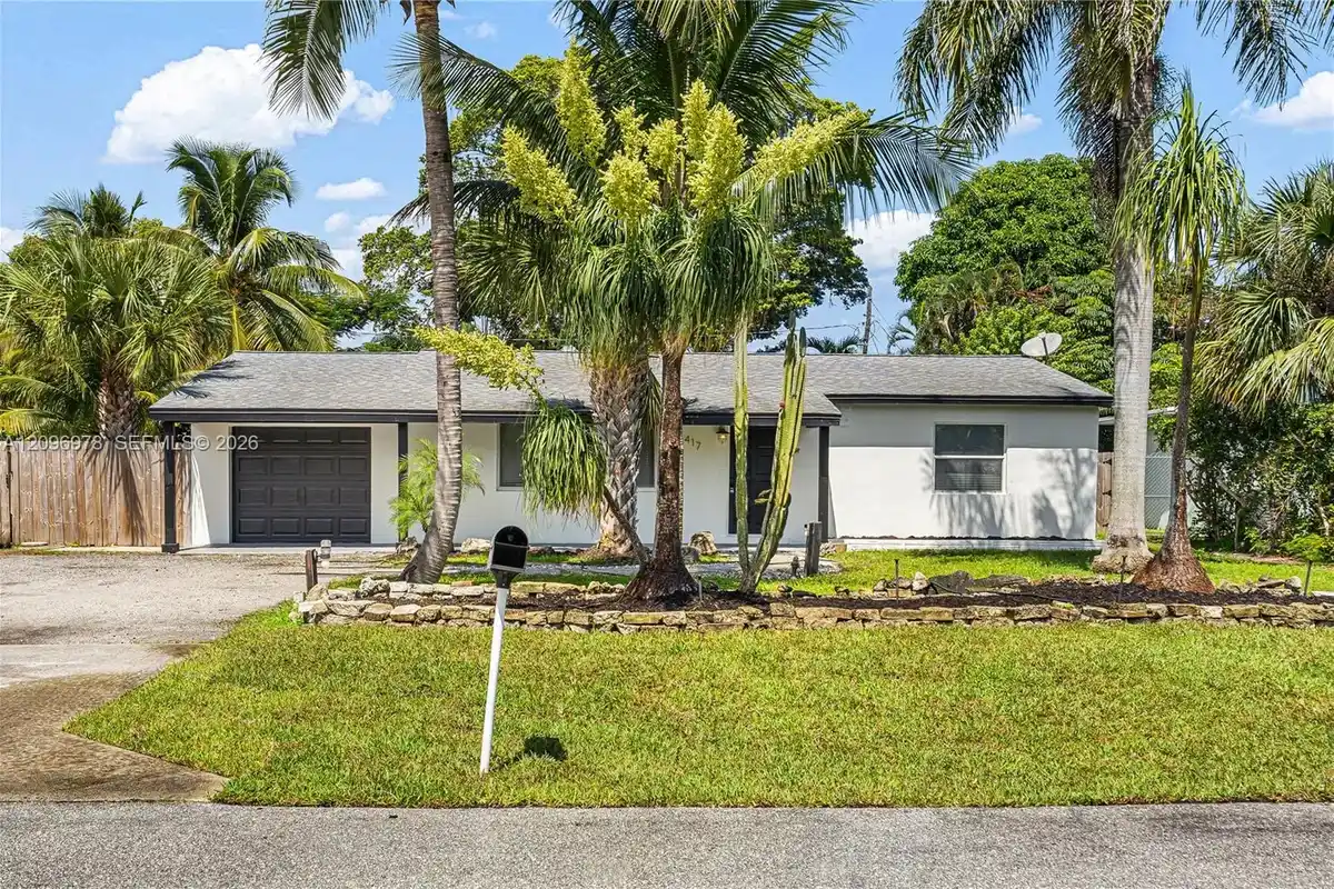 417 SW 1st Ave, Boynton Beach: photo 1 of 44