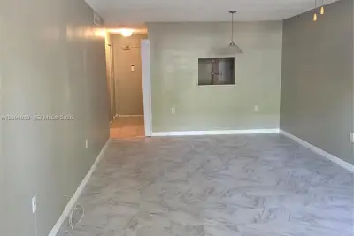 12035 NE 2nd Ave #A112, North Miami: photo 1 of 13