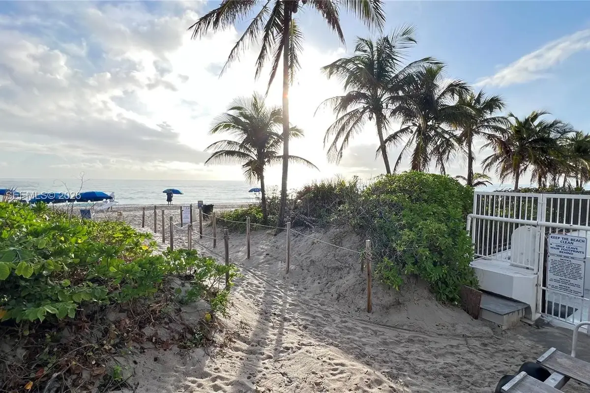 1985 S Ocean Dr #10G, Hallandale Beach: photo 1 of 65