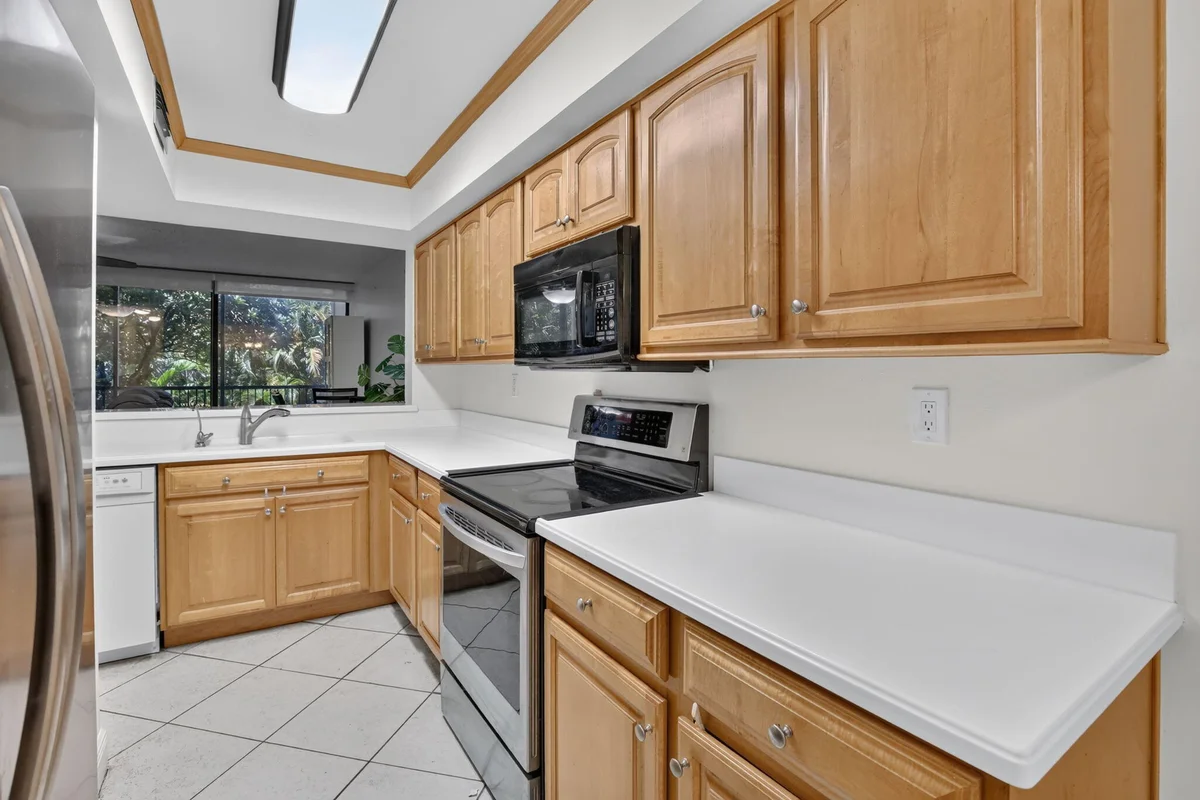 2931 SW 87th Ter #1922, Davie: photo 1 of 44