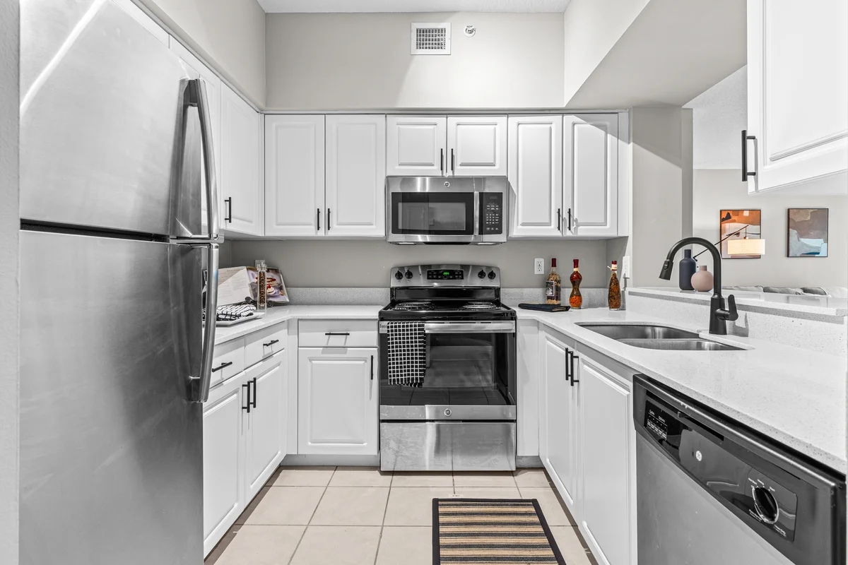 1957 Brandywine Rd #302, West Palm Beach: photo 1 of 34