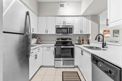 1957 Brandywine Rd #302, West Palm Beach: photo 1 of 34