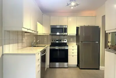 257 S Cypress Rd #416, Pompano Beach: photo 1 of 16