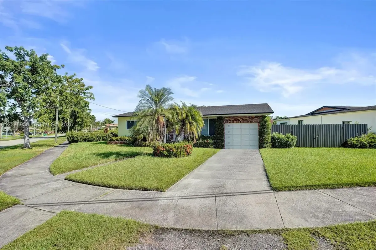 9105 Little River Dr, Miami: photo 1 of 25