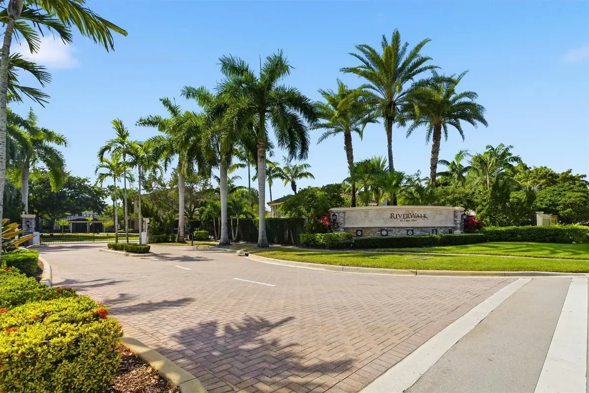 126 Riverwalk Cir E, Plantation: photo 1 of 34