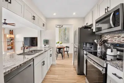 13771 Oneida Dr #B3, Delray Beach: photo 1 of 49