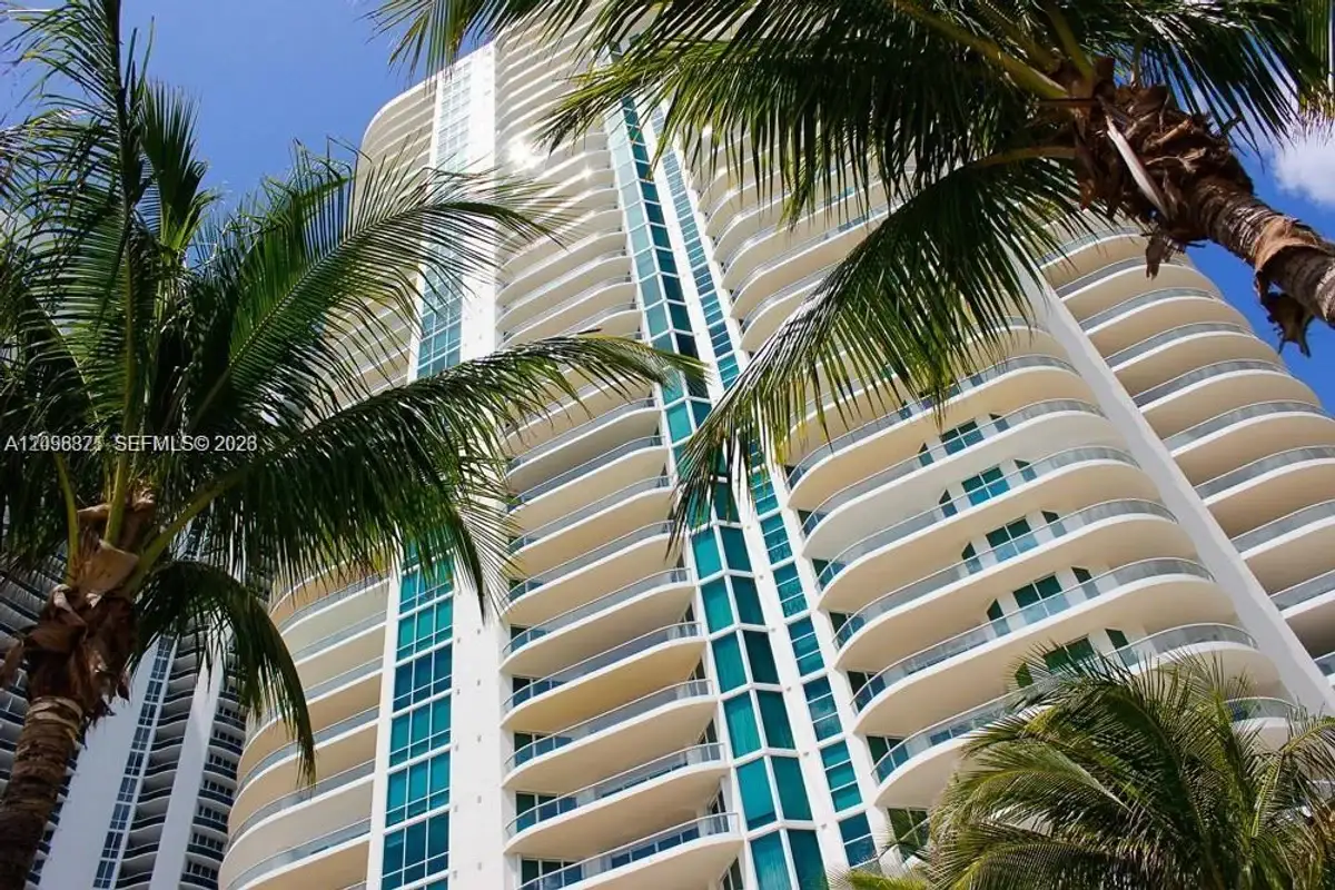 16047 Collins Ave #1701, Sunny Isles Beach: photo 1 of 50