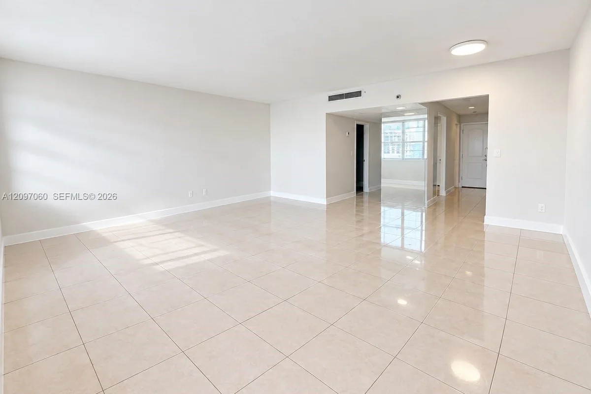 100 Lincoln Rd #1537, Miami Beach: photo 1 of 15