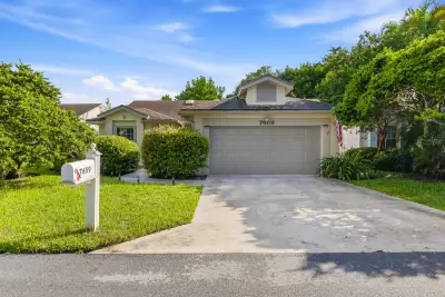 7659 Kings Ride, Boynton Beach: photo 1 of 45