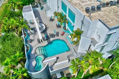185 NE 4th Ave #301, Delray Beach: photo 1 of 21