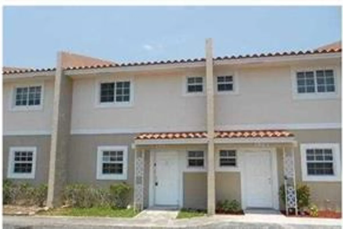 7987 NW 35th Ct, Coral Springs: photo 1 of 7