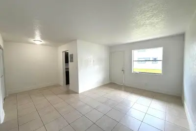 2119 Davie Blvd #125, Fort Lauderdale: photo 1 of 11